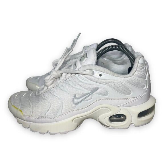 Nike Air Max Plus GS 'White Metallic Silver' AR1852-100 Youth 4.5 Women's 6 - Picture 2 of 12
